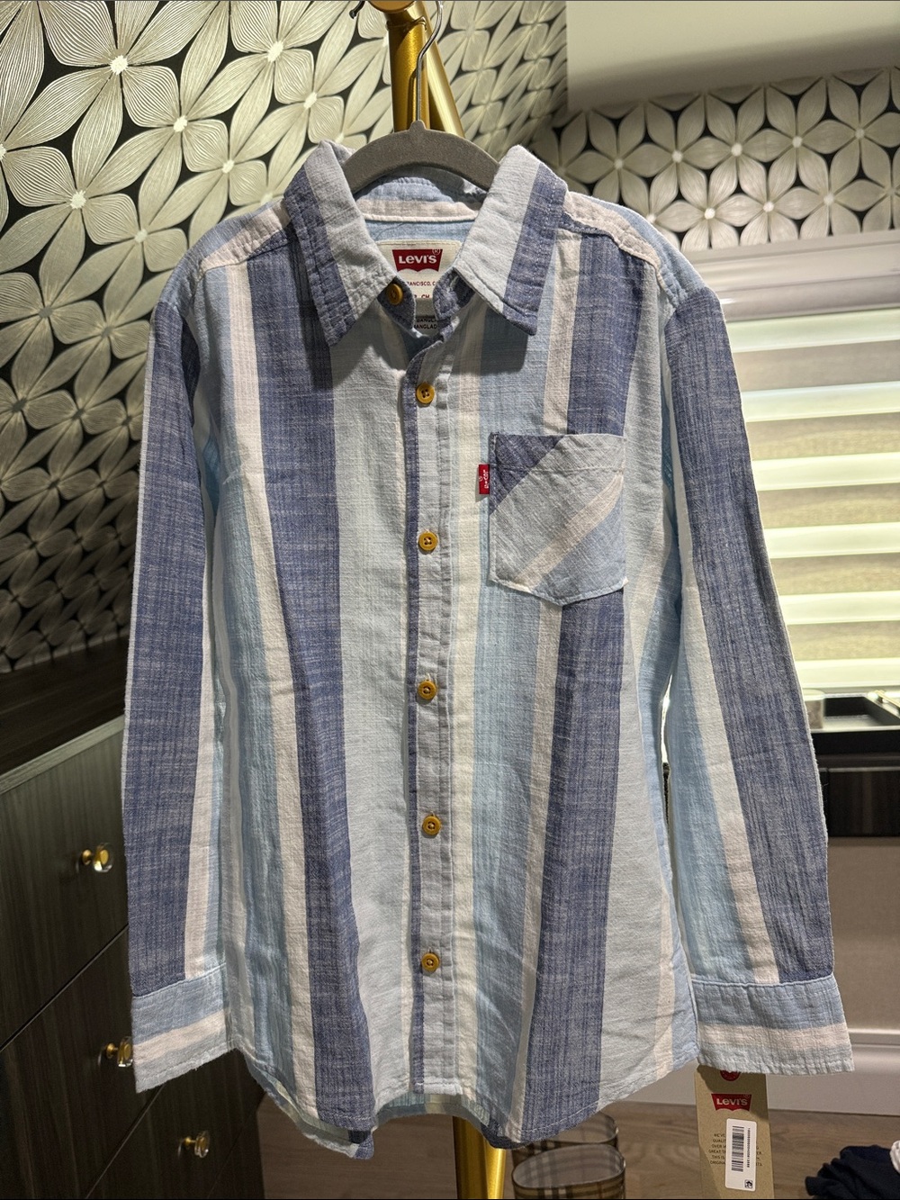 Levi's boys Blue & White Vertical Stripe Button-Down Shirt